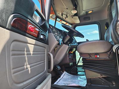 2017 Peterbilt 389