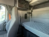 2021 Freightliner CASCADIA 116