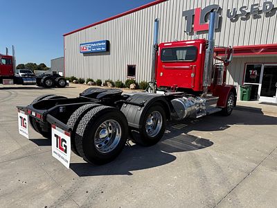 2022 Peterbilt 389
