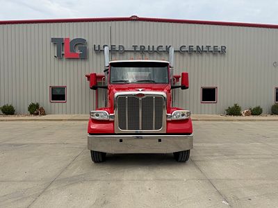 2022 Peterbilt 567
