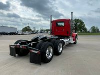 2021 Peterbilt 567