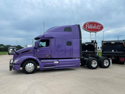 2023 Peterbilt 579