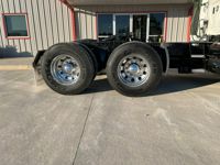 2021 Freightliner CASCADIA 126