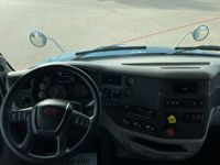 2022 Peterbilt 579