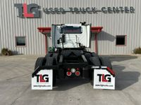 2021 International LT625