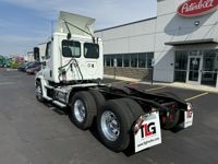 2019 Freightliner CASCADIA 125