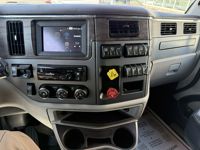 2023 Peterbilt 579