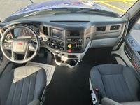 2022 Peterbilt 579