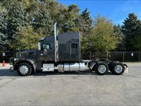 2022 Peterbilt 567