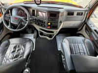 2023 Peterbilt 579