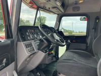 2019 Peterbilt 389