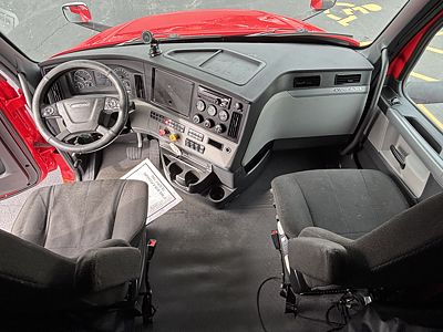 2020 Freightliner CASCADIA