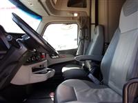 2023 Peterbilt 579