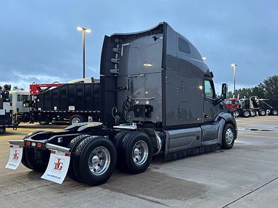 2021 Peterbilt 579