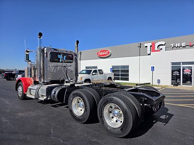 2018 Peterbilt 389