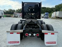 2023 Kenworth W990