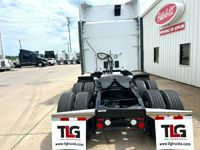 2022 Peterbilt 567