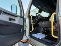 2022 Freightliner CASCADIA 126