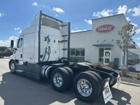 2022 Freightliner CASCADIA 116