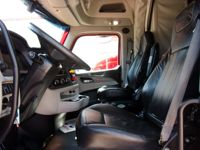 2023 Peterbilt 579