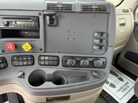 2018 Freightliner CASCADIA