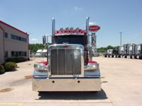 2023 Peterbilt 389