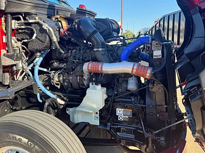 2023 Peterbilt 579