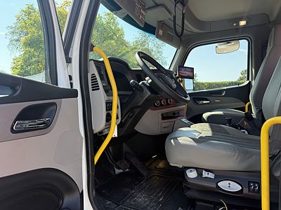 2025 Peterbilt 567