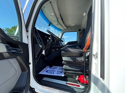 2023 Kenworth T680