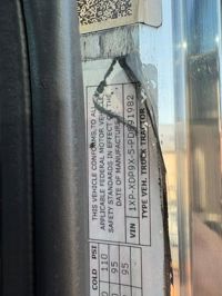 2023 Peterbilt 389