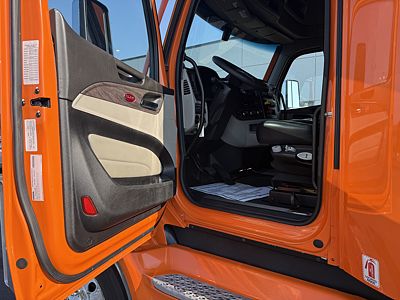 2024 Peterbilt 579