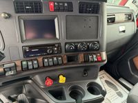 2023 Kenworth T680