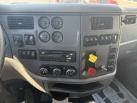 2015 Peterbilt 579-117