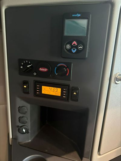 2021 Peterbilt 579