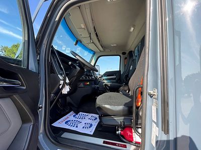 2023 Kenworth T680