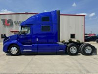 2022 Volvo VNL64T860