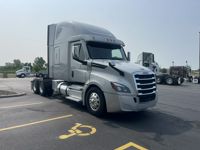 2020 Freightliner CASCADIA 126