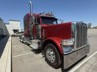 2023 Peterbilt 389