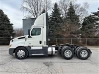 2019 Freightliner CASCADIA 126