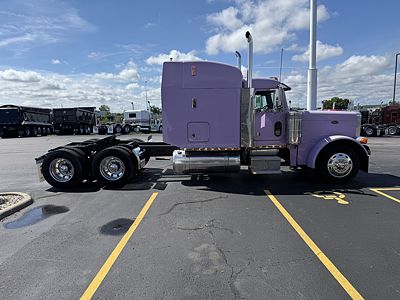 2000 Peterbilt 379