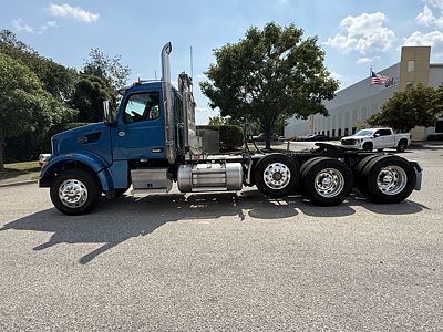2025 Peterbilt 567