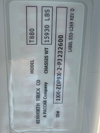 2023 Kenworth T880