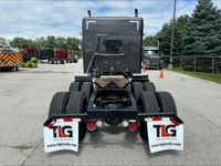 2022 Peterbilt 567