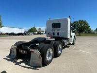 2022 Kenworth T880