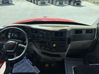 2021 Peterbilt 567