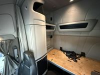 2022 Peterbilt 579