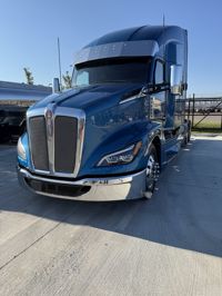 2022 Kenworth T680