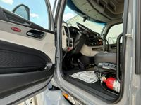 2023 Peterbilt 579