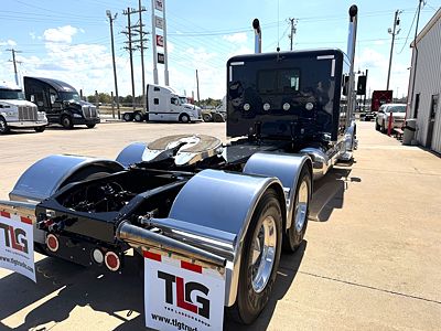 2024 Peterbilt 389X