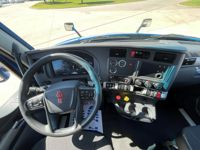 2023 Kenworth T680